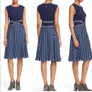 Diane Von Furstenberg Rosalie Fit and Flare Blue Mixed Media
Dress 8